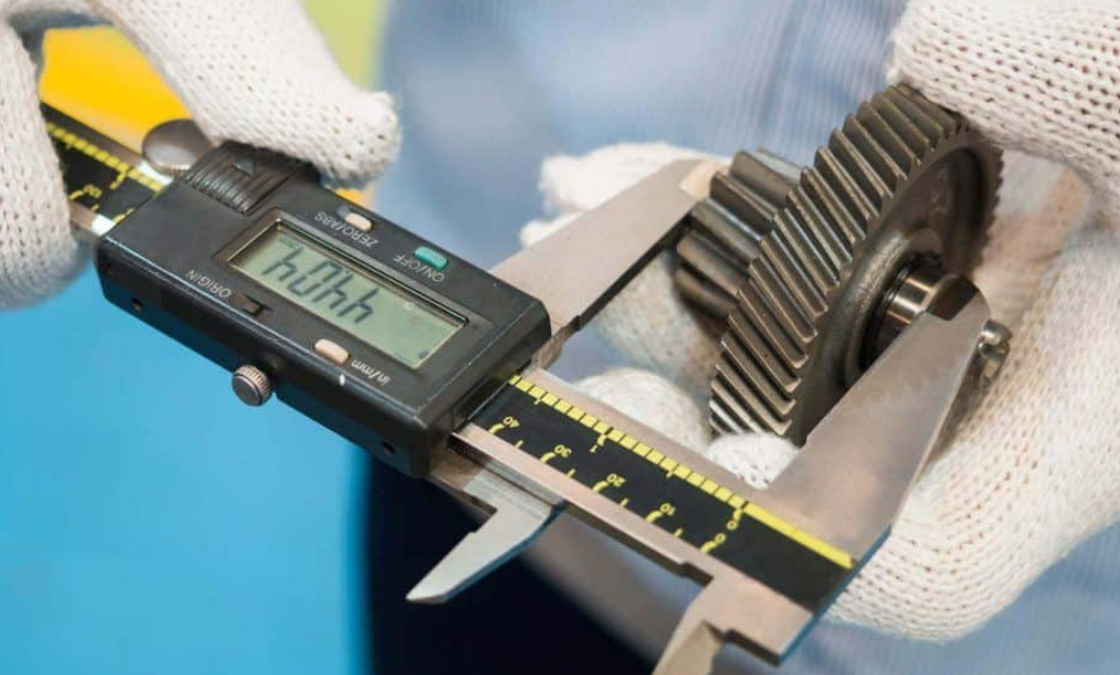 Calibration of Dimensional Tools Ensuring Accuracy and Precision