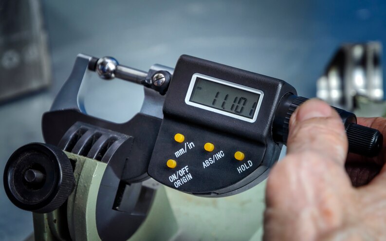 Dimensional Inspection tool, Calipers Micrometers Gauge Blocks Height Gauges Dial Indicators Thread Gauges Profile Projectors Coordinate Measuring Machines (CMMs) Optical Comparators Surface Roughness Testers Ultrasonic Thickness Gauges Go/No-Go Gauges Feeler Gauges Ring Gauges and Plug Gauges Profilometers Thread Plug and Thread Ring Gauges Portable CMMs Roundness Testers Vision Measurement Systems Laser Scanners Form Measurement Instruments Hardness Testers Casting Inspection Tools Alignment Tools Bore Gauges